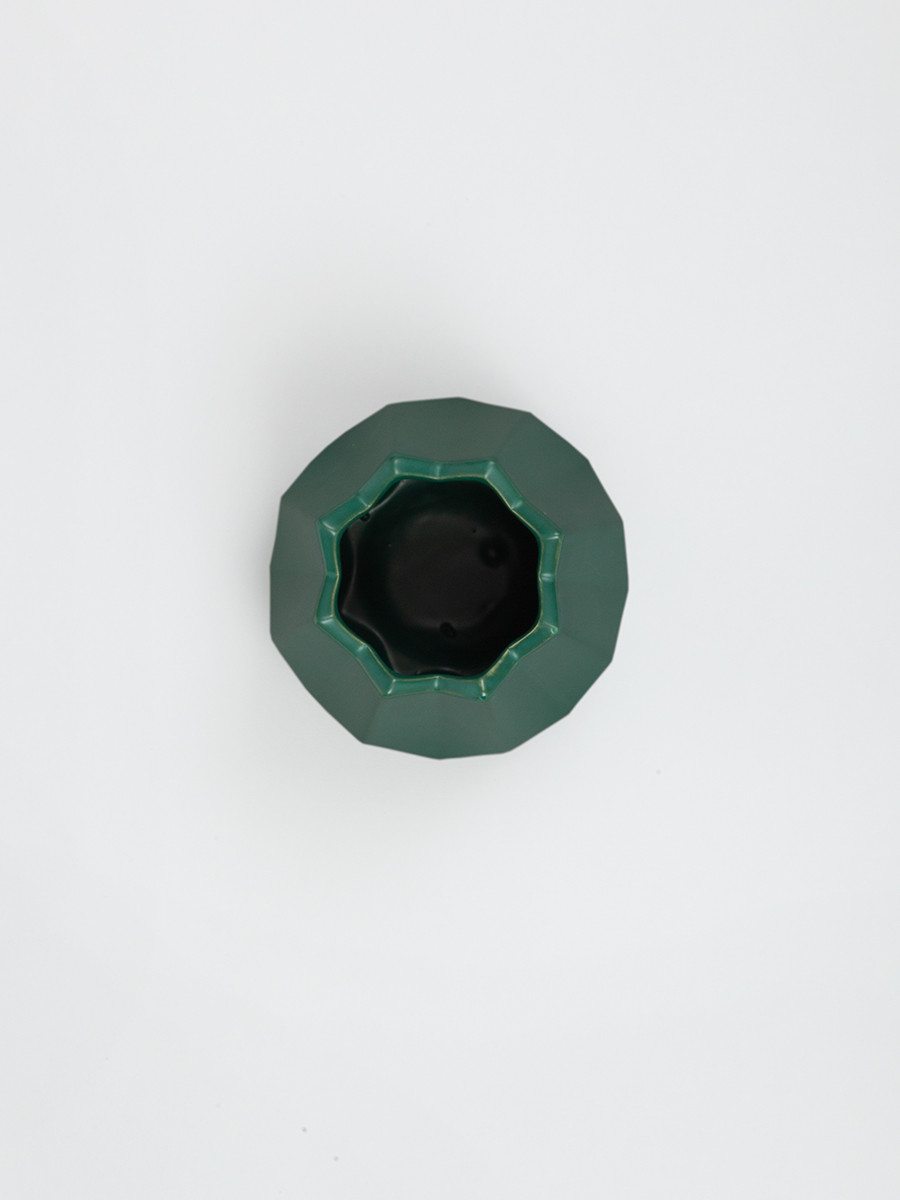 Ваза керамическая настольная VM-819S1 зелёный